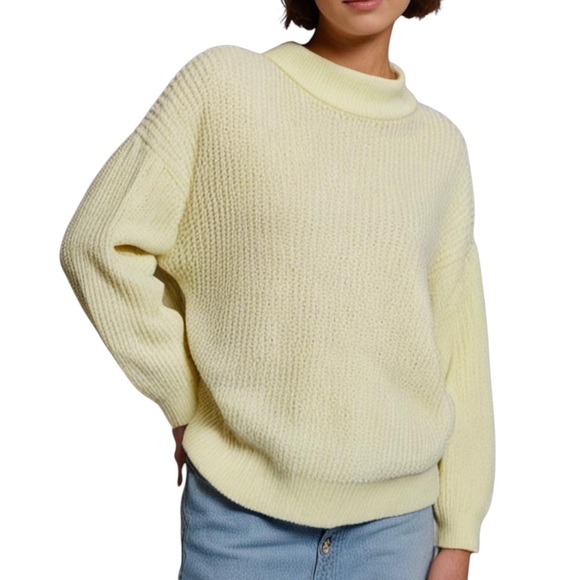 Evian Sweaters - Evian Butter Yellow Ribbed Knit Vintage Thick Warm Sweater Grandpa Crewneck NWOT